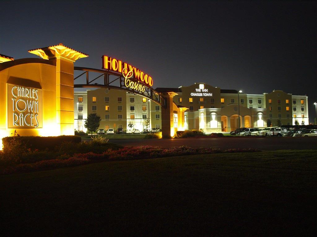 The Inn At Charles Town / Hollywood Casino Zewnętrze zdjęcie